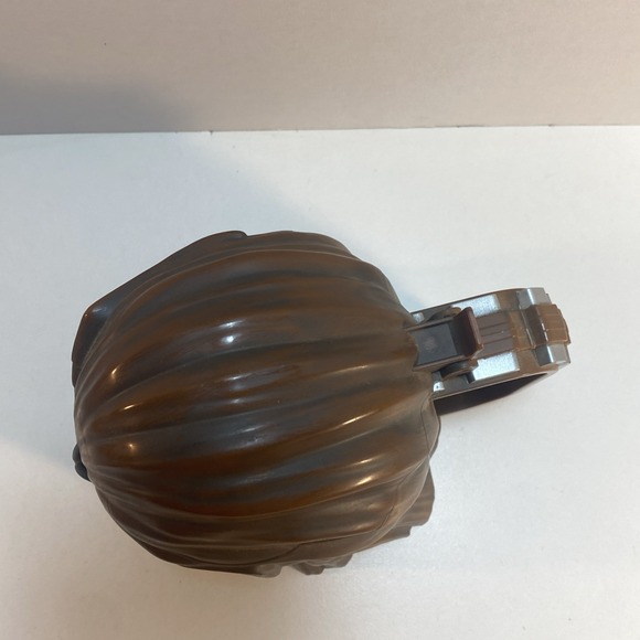 Star Wars Chewbacca Disney Parks Exclusive 6" Plastic Mug Cup Flip Lid Chewie‎ - Picture 5 of 10